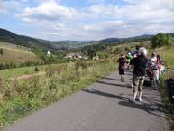 Ambitniejsi mogą wybrać inny wariant trasy - przez przełęcz Łapszankę